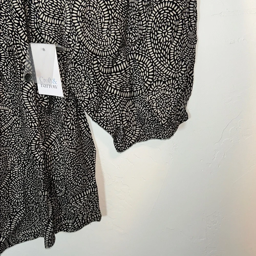 Croft & Barrow 3X Woman’s Smocked shoulder Paisley Print Rayon blouse